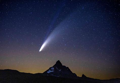 See Comet Neowise Before Its Gone For 6800 Years Night Skies Sky