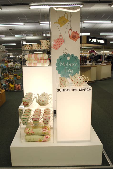 Display Visual Merchandising Mothers Day Display 2012 Mugs