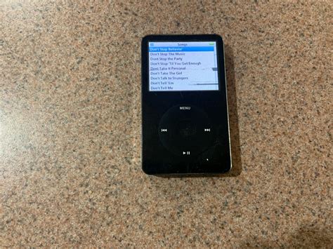 Apple Ipod Classic 5th Generation A1136 60gb Black Tested Working