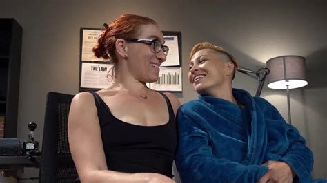 Lesbian Milf Fox Acecaria Is Fingered And Rubbed By Davey Faye Pornid Xxx