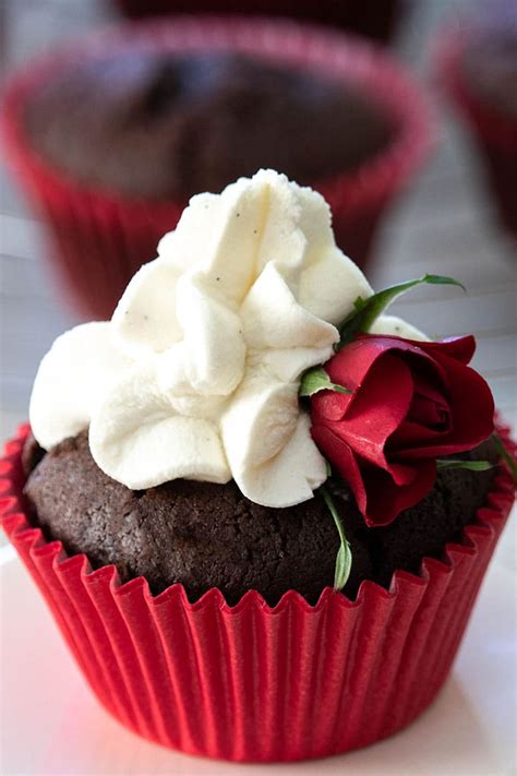 Croquant chocolate and praline with nuts; Easy Homemade Chocolate Cupcakes | Erren's Kitchen