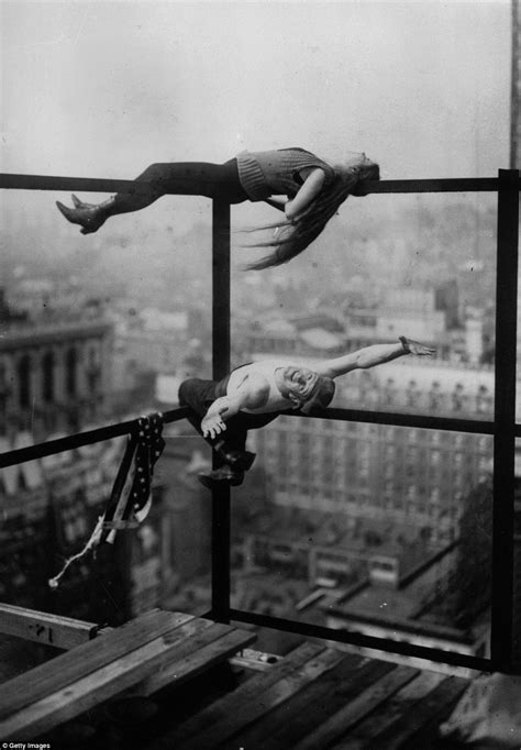 Incredible Pictures Of New York Skyscraper Construction Workers High