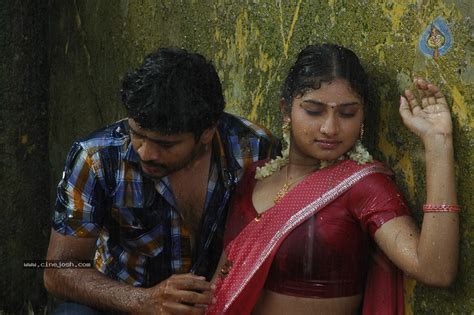 Konjum Mainakkale Tamil Movie Spicy Stills Photo Of