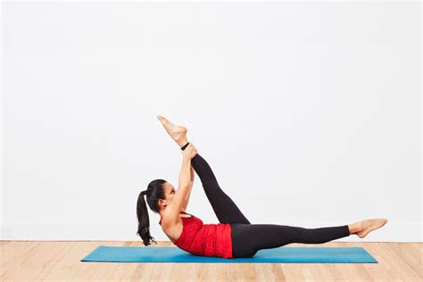 Single Straight Leg Stretch Exercise For The Hamstrings And Abs