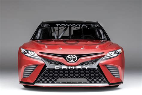 Toyota Unveils 2018 Nascar Camry At Naias