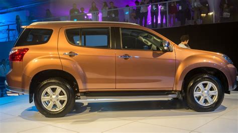 Isuzu mux 2015 at excellent condition. Isuzu MU-X launched in Malaysia, 7-seater SUV is priced ...