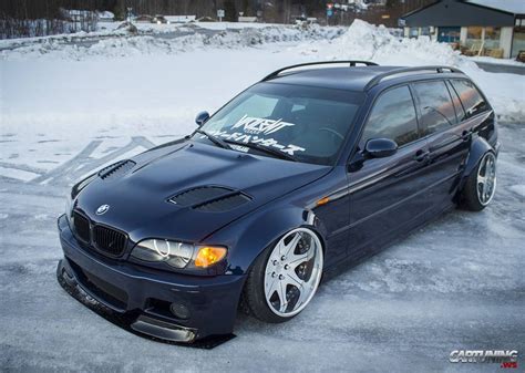 Stanced Bmw E46 Touring Side