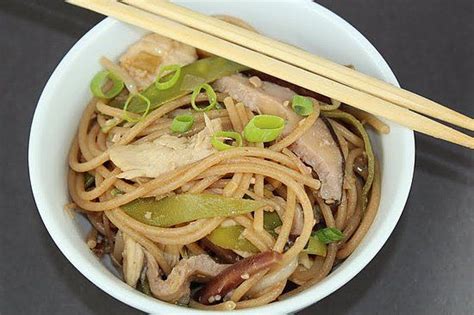 From The Fit Community Healthy Chinese Lo Mein Recipe Healthy Food
