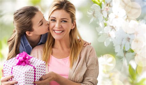 Here are romantic messages you can text your love, and she would have no other choice than to want you badly. Want to make your mom feel special on her birthday? We've ...