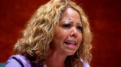 Rep Lucy Mcbath Who Lost Son To Gun Violence In Florida Leans In On New Gun Control Bill Wfla