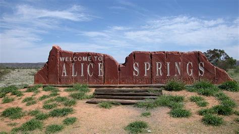 Alice Springs Touristic Places: Outback Adventures and Aboriginal Heritage 3