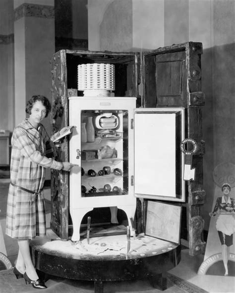 Timeless Ge Ads Through The Years Vintage Refrigerator Vintage Fridge