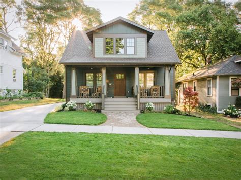 Everything You Need To Know About Craftsman Homes