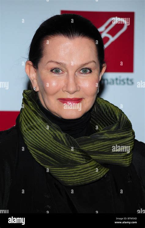 Veronica Hamel Hi Res Stock Photography And Images Alamy