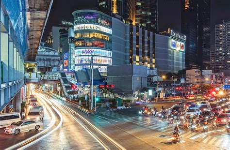 Sukhumvit Guide Top Attractions And Things To Do In Downtown Bangkok