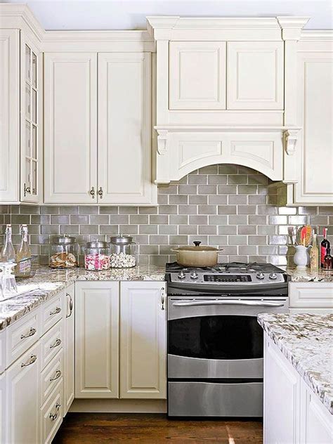 Price and stock could change after publish date, and we may make money from these links. 70+ Stunning White Cabinets Kitchen Backsplash Decor Ideas ...