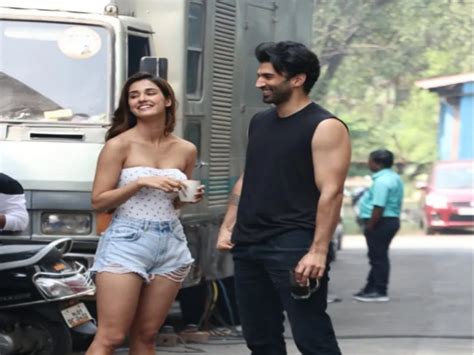 Disha Patani And Aditya Roy Kapur S Pics From The Sets Of Malang Goes