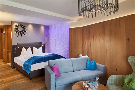 111 objekte auf 9 unterschiedlichen anzeigenmärkten gefunden. Sporthotel Ellmau: Zimmer zum Wohlfühlen
