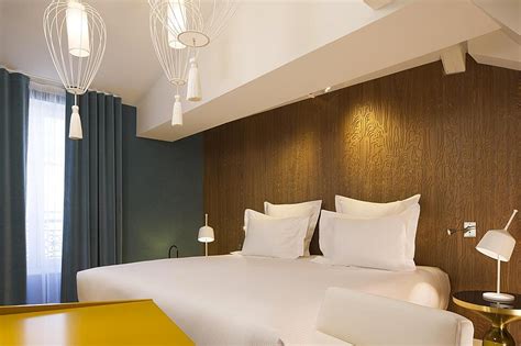 La camera da letto non è semplicemente il luogo del riposo. 10 lampade a sospensione moderne DI KARMAN per camera da letto