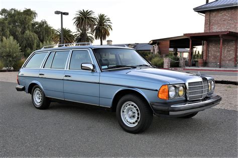 1985 Mercedes Benz 300td Turbo For Sale On Bat Auctions Sold For