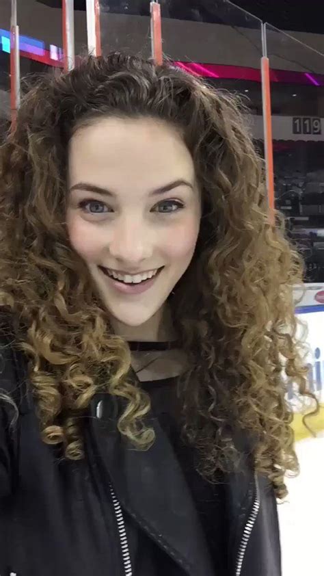 Sofie Dossi On Twitter Sofie Dossi Curly Hair Styles Celebrity Faces