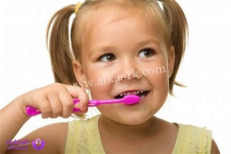 تنظيف أسنان الطفل بعمر سنة ونصف والأساليب الفاعلة للحفاظ عليها موقع افكارك