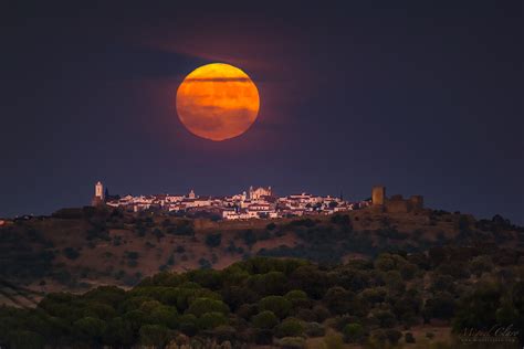 Super “blue” Moon 2023 Rising Over Monsaraz Castle Photo And Time