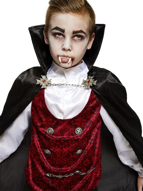 Some Halloween Costumes Never Lose Popularity This Vampire Costume For