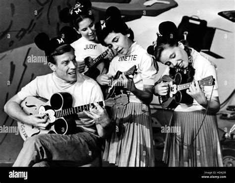 Mickey Mouse Club Jimmie Dodd Annette Funicello Darlene Gillespie 1955 1959 Fotografía De