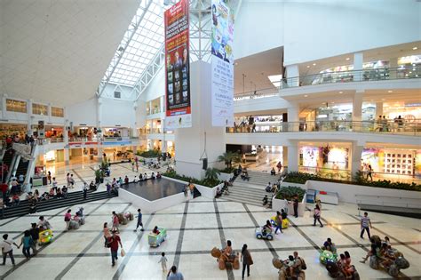 Covid 19 Tests The Resilience Of The Mighty Malls Of The Philippines