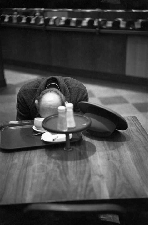 Henri Cartier Bresson Brooklyn New York 1947 Chasing