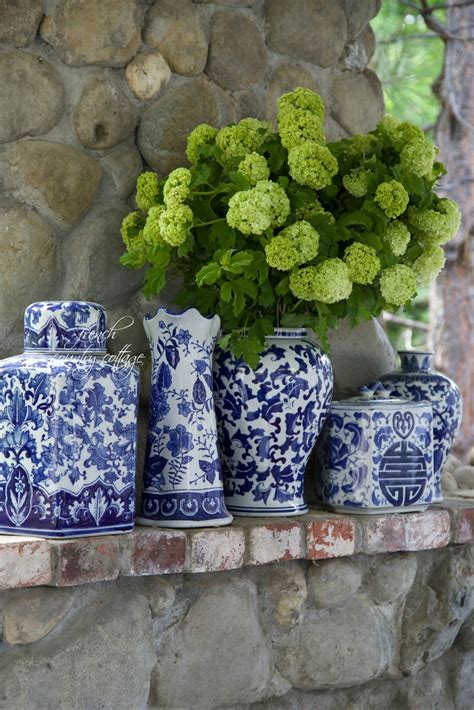 5 Simple Ideas For Decorating With Blue And White French