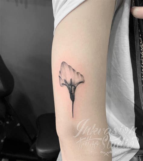 Details Calla Lily Tattoo Small Latest In Cdgdbentre