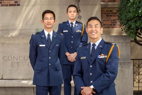 Three Graduating Air Force Rotc Cadets Recall Their Time At Usc