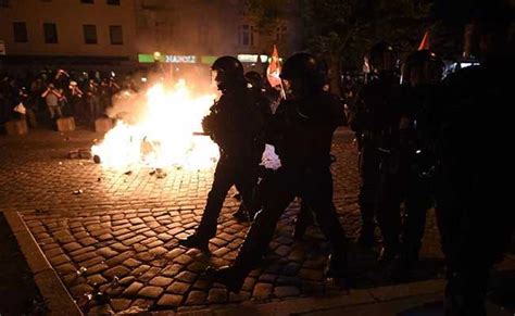 Fresh Clashes In G20 Summit City Hamburg Police Cars Torched