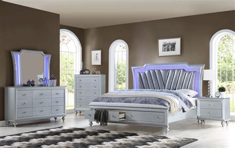 We carry bedroom furniture sets in all bed sizes, colors and styles to match your décor. Crystal 6 piece queen size bedroom set $1899.99 ...