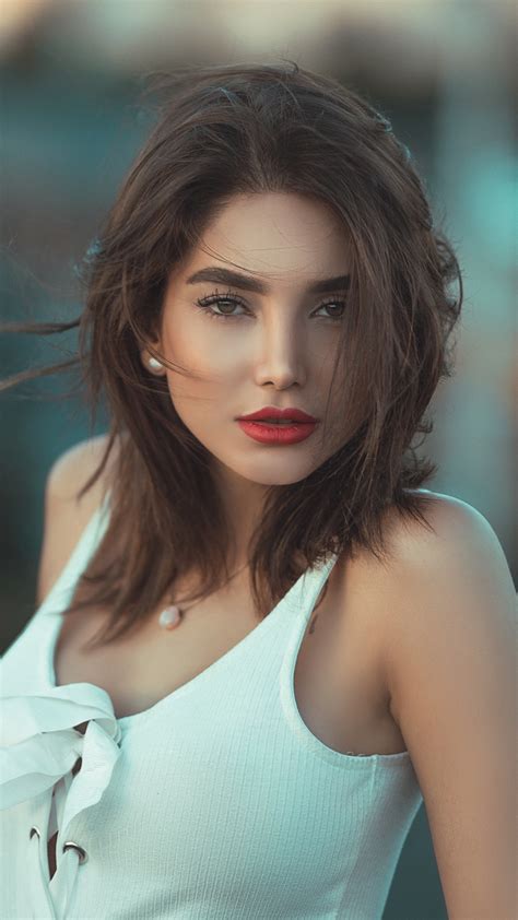 Download Wallpaper 1080x1920 Woman Beautiful Model Red Lips 1080p