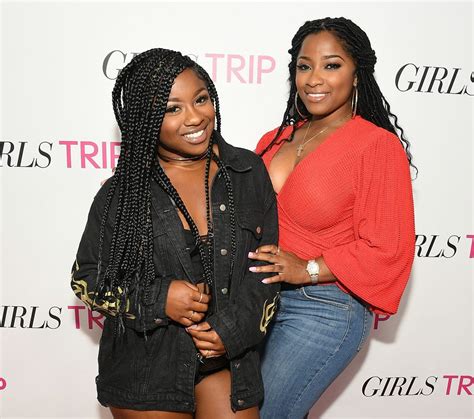 reginae carter talks about her dating preferences with her mom on instagram live news7g