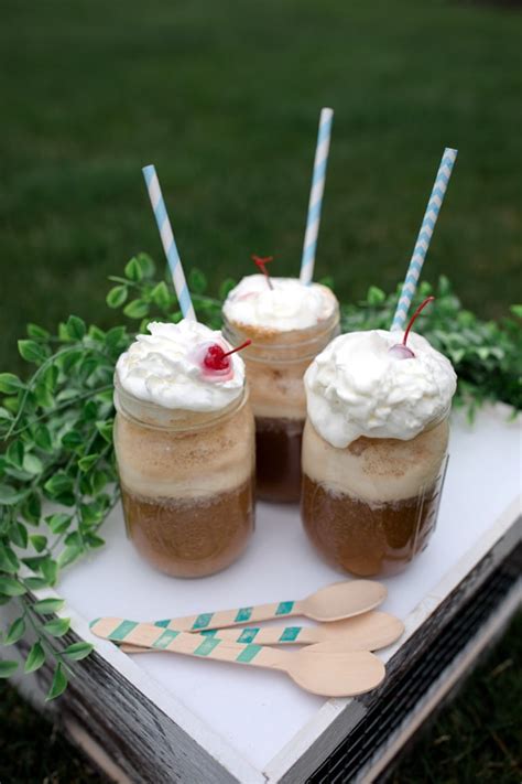 Perfect Root Beer Float Recipe For Game Night Pretty My Party