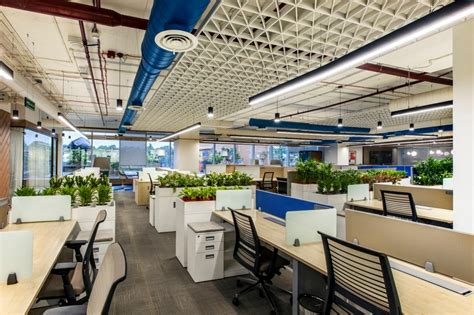 Office Space That Is Modern And Exudes Warmth Space Matrix The