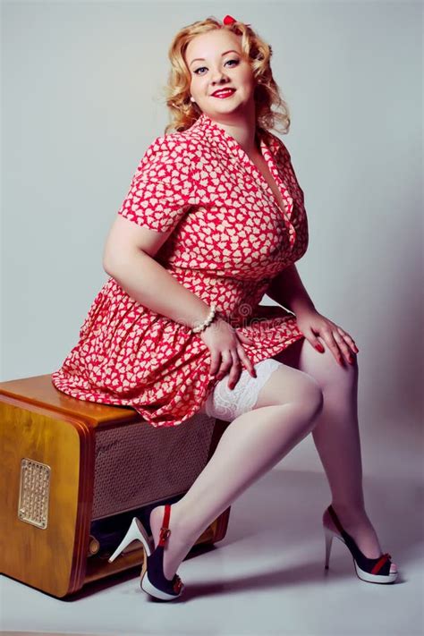 Plus Size Pin Up Girl Dresses Images