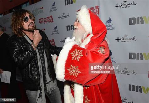 Billy Christmas Photos And Premium High Res Pictures Getty Images