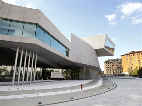 Five Of Architect Zaha Hadids Most Ground Breaking Buildings