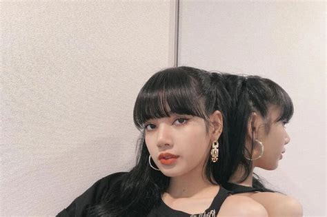 In Photos Blackpink Lisa Looks Gorgeous In Bangs Iwmbuzz