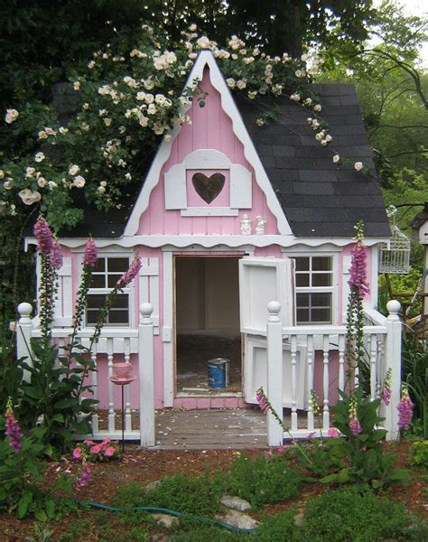Cathy Scalise Tiny Victorian Pink Cottage Wee Homes