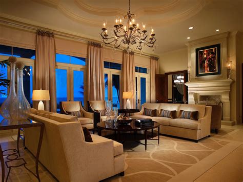 In the family room of this north shore home, designer martin horner—who worked with general contractor. The Characteristics of Traditional Interior Design Style