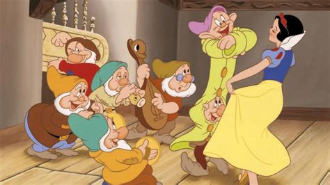 Disney Schrapt Dwergen Uit Snow White Reboot Veronica Superguide