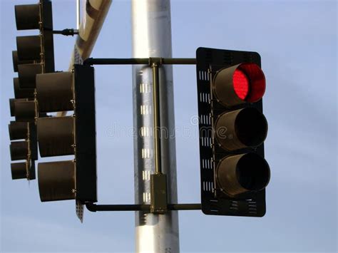 Red Traffic Signal Stock Image Image Of Vehicles Wait 7101363