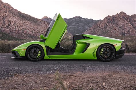 Rent A 2017 Lamborghini Aventador Roadster In Las Vegas
