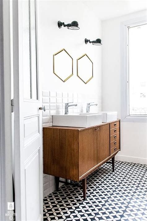You can reuse old fixtures to create a new installment in your bathroom with a throwback. 56 Trendy Mid-Century Modern Bathrooms To Get Inspired ...